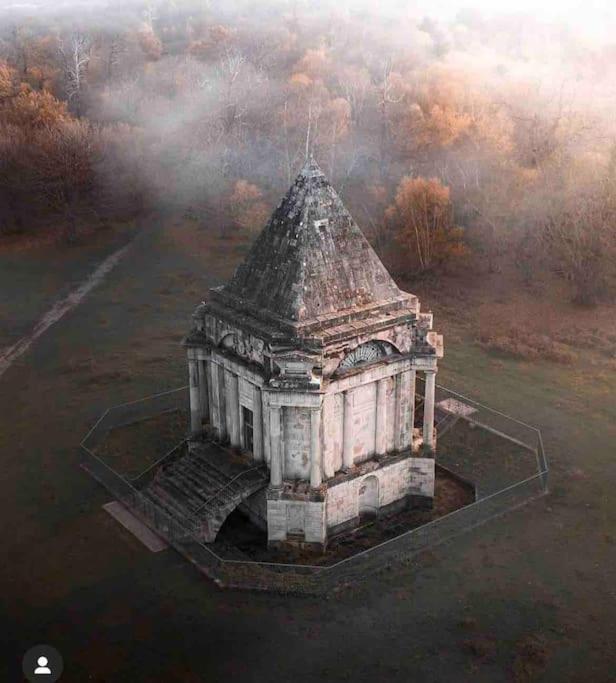 Beautiful Countryside - Old Post Office